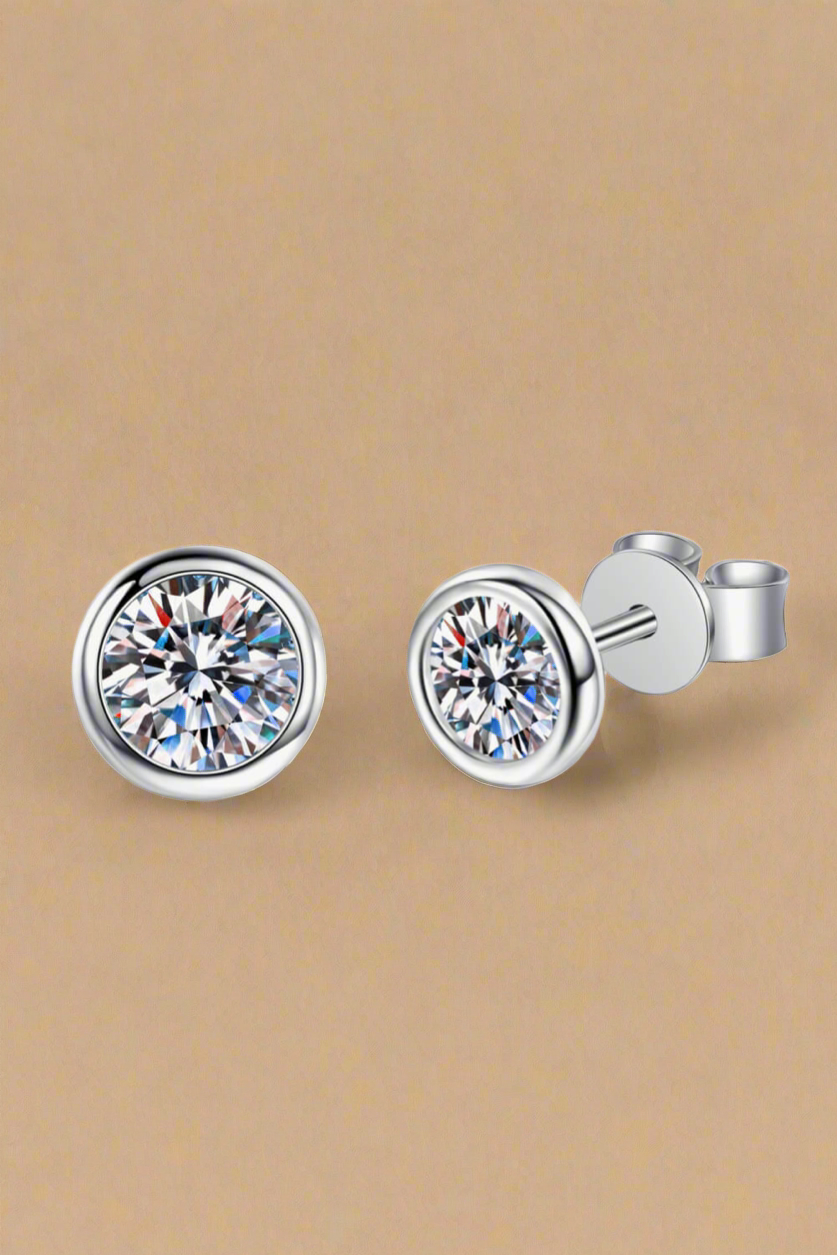 Moissanite Round-Shaped Stud Earrings