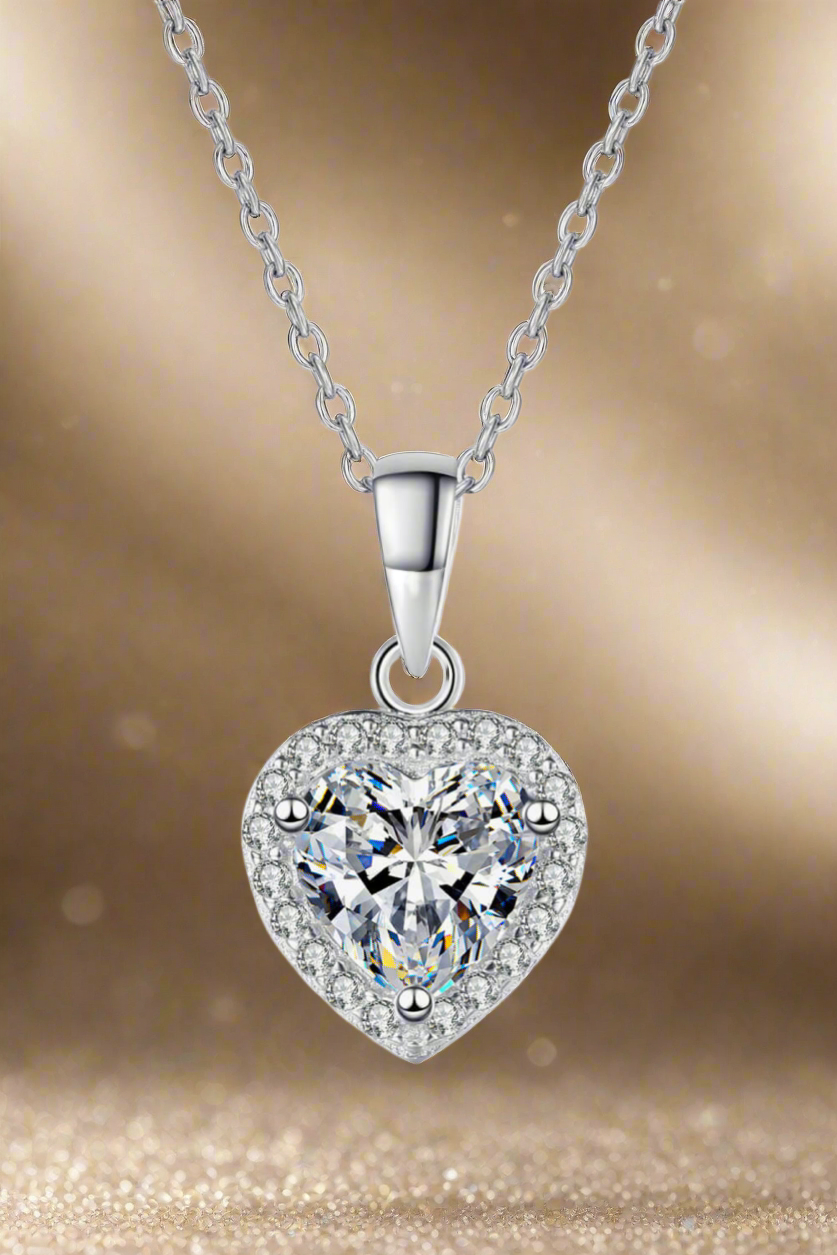 1 Carat Moissanite Heart Pendant Chain Necklace