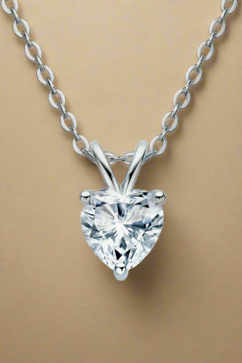 1 Carat Moissanite Heart-Shaped Pendant Necklace