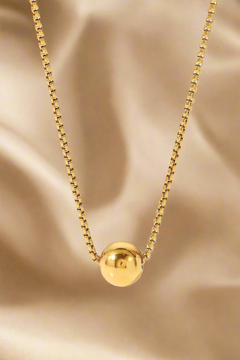 18K Gold-Plated Round Shape Pendant Necklace